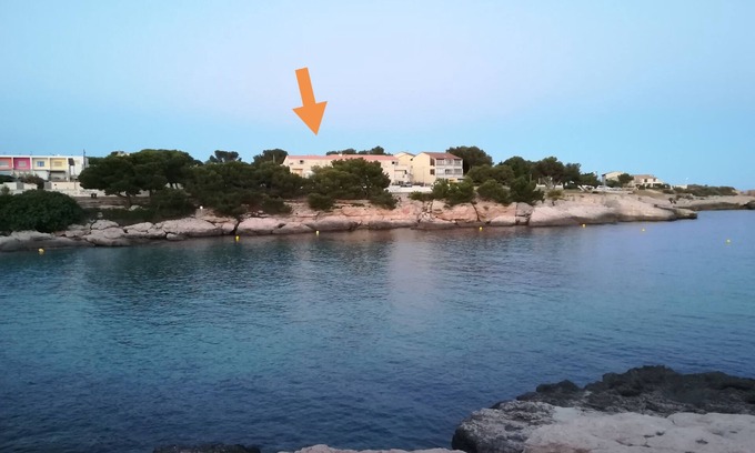 Martigues Apartment | Beautiful apartment with terrace 50 metres from Carro beach