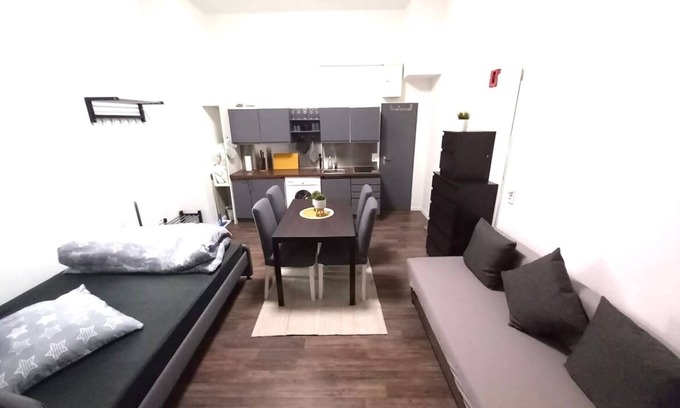 Augsburg-Goggingen Apartment | Beautiful apartment with WIFI
