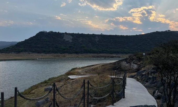Corregidora Apartment | Beautiful Apartment with Amazing Lake and Sunset views