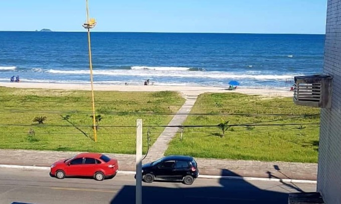 Matinhos Apartment | BEAUTIFUL APTO, SACADA WITH VIEWS TO THE SEA, THROUGH THE SACADA 02 KM FROM THE PAST OF THE EAST