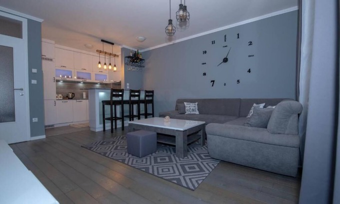 East Sarajevo Apartment | Beautiful Athena Apartment Located in Lukavica