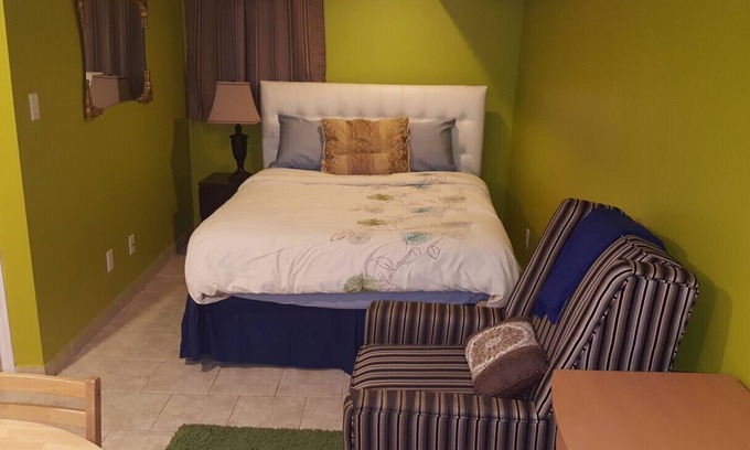 Sudbury Villa | Beautiful bachelor appartement in the heart of the city. Newly renovated