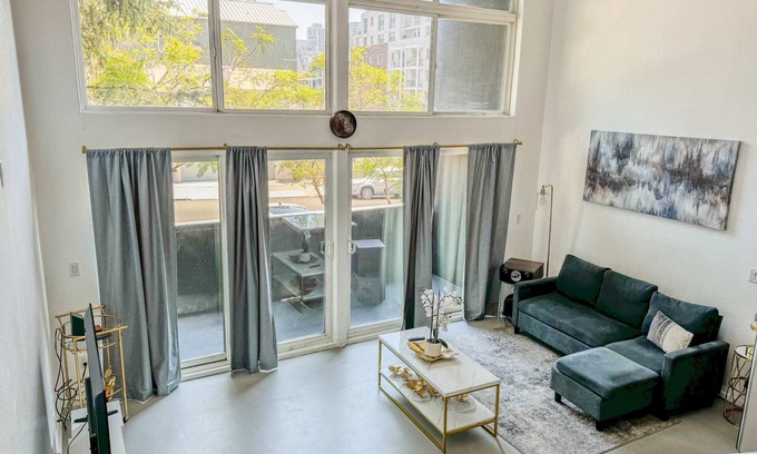 Little Italy Apartment | Beautiful Balcony Loft in Little Italy w/Parking