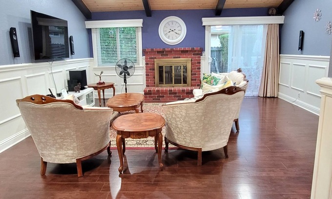 Newark House | Beautiful Bayarea Bungalow centrally located!