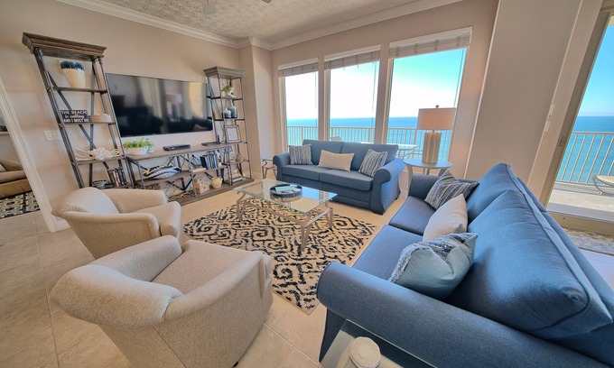 Thomas Drive Condo | BEAUTIFUL BEACH FRONT CONDO! 2 BDR/2 BA; FREE BEACH SERVICE, WI-FI!
