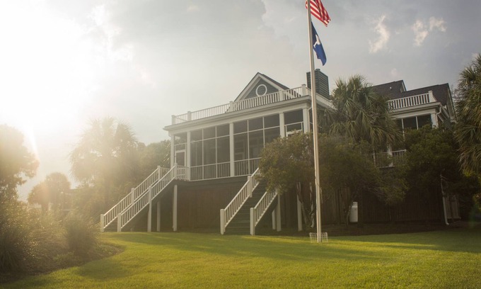Sullivan's Island House | Beautiful Beachfront Home on Sullivan's Island!