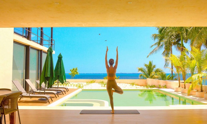 Cancun Villa | BEAUTIFUL BEACH FRONT VILLA, GATED STREET, CHECK OUR REVIEWS ON OTHER PLATFORMS,