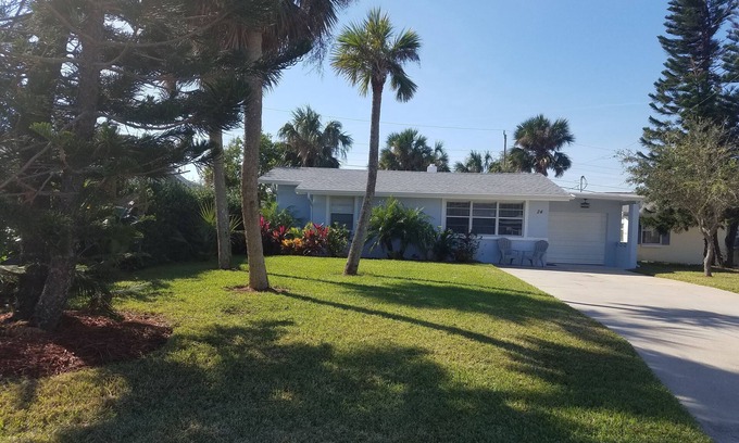 Ormond Beach Manors House | Beautiful Beach House 🏖 Few steps from the beach 👣