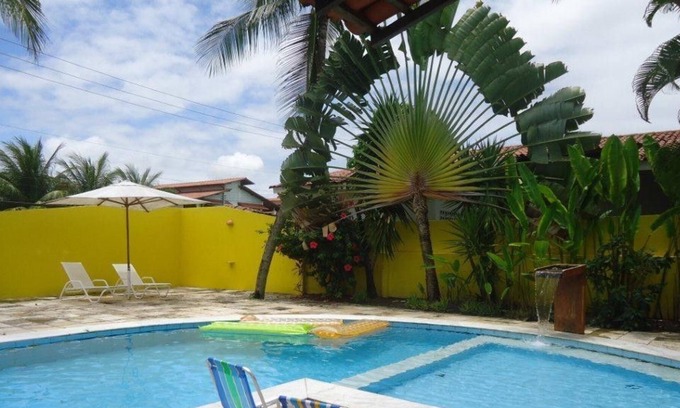 Barra Mar House | Beautiful beach house in Barra with huge pool, barbecue, large garden.