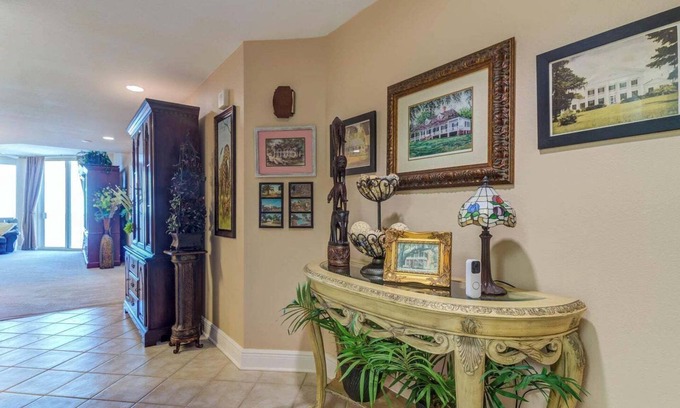 Biloxi Condo | Beautiful Beach location 3-bdrm/3 ba condo with extreme amenities in Biloxi MS