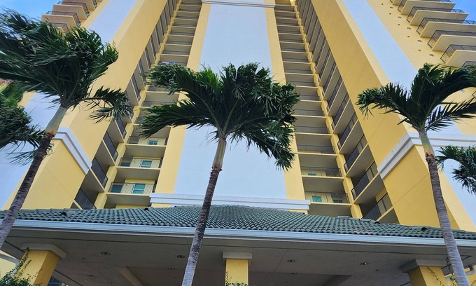 East 1st Street Condo | Beautiful Beau Rivage Condo with Amazing Views and MANY Extras!