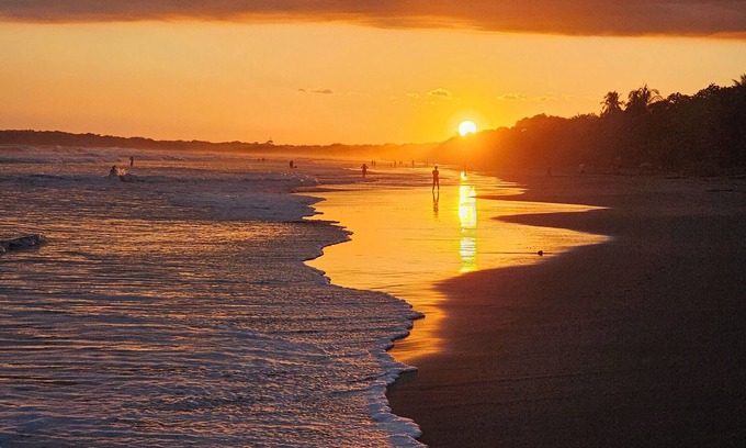 Bejuco Condo | Beautiful Bejuco Beach House Just South of Jaco; Walk to Beach & Pools