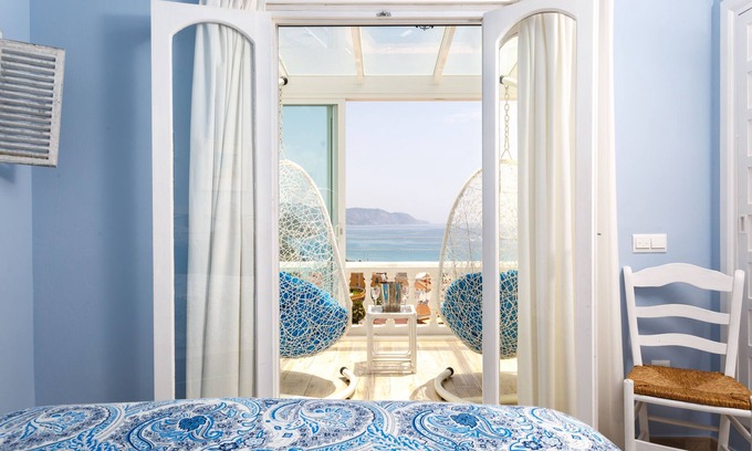 Nerja House | Beautiful Boutique House above Burriana beach Pool 7min stroll to center