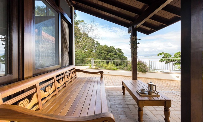 Santo Antonio de Lisboa House | Beautiful house with sea view, swimming pool and barbecue in a conservation area