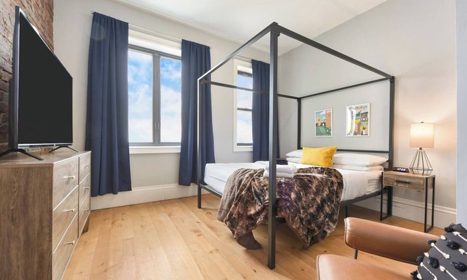 East Allegheny Apartment | Beautiful Brick Space, Minutes to Everything!