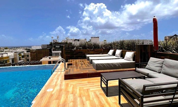 Luis Donaldo Colosio Condo | Beautiful Bright 2BR Penthouse