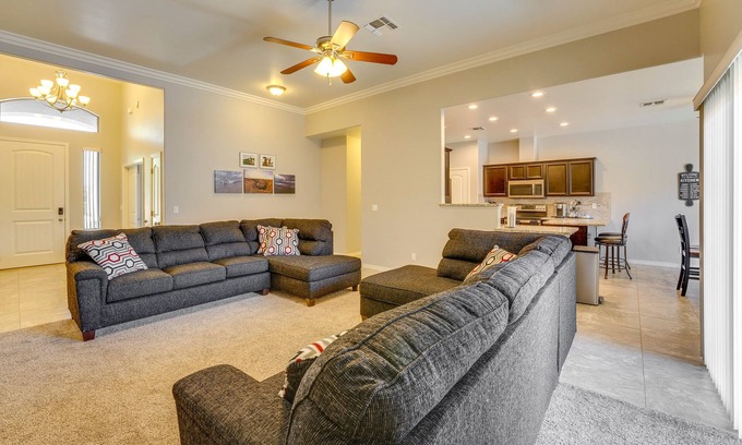 Sunridge Estates House | Beautiful Bullhead City Home Rental w/Yard!