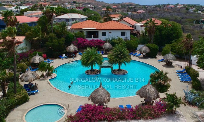 Willemstad House | Beautiful bungalow at highest location on Seru Coral Resort with great views
