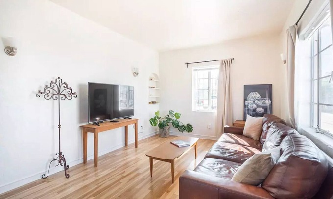 Rincon Heights House | Beautiful Bungalow Close to U of A, Downtown and Historic 4th Court
