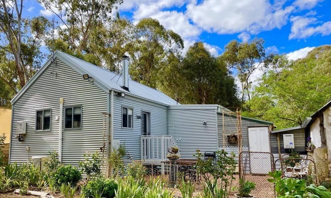 Clydesdale House | Beautiful Bush Retreat, Entire home in Clydesdale, Australia
