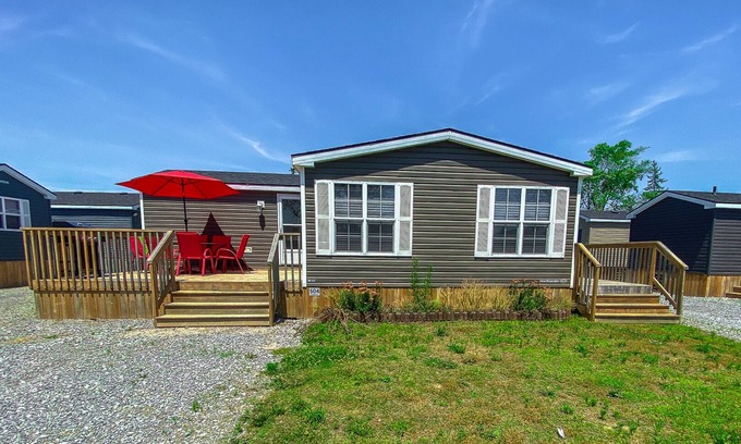 Niagara-on-the-Lake Cottage | Beautiful Cottage (504) in Vineyards of Niagara on the lake