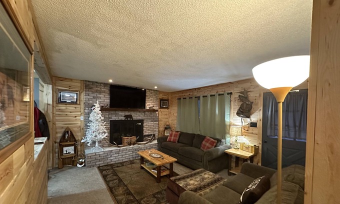 Lewiston House | Beautiful cabin-full garage, bring your toys, minutes from trails & town