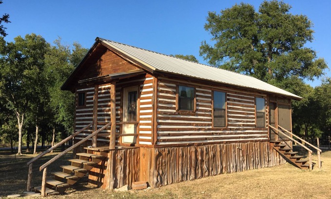 Prairie Lea Cabin | Beautiful Cabin on the San Marcos River at Son's Blue River Camp! - L1