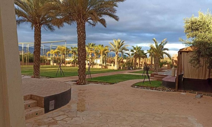 Swiss City Villa | beautiful calm property, suitable for family and friends,