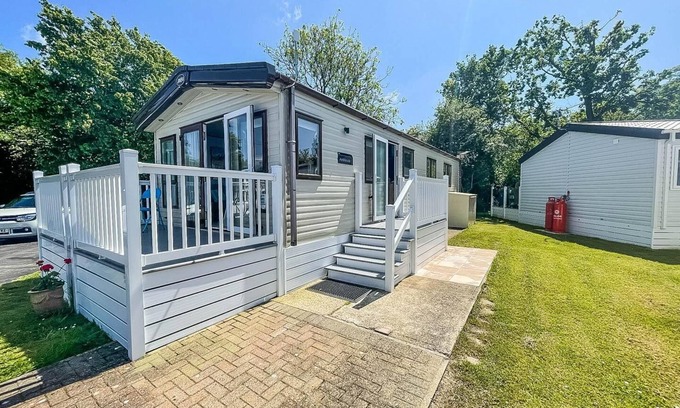 Saxmundham House | Beautiful caravan with decking at Carlton Meres Holiday Park, Suffolk ref 60022M