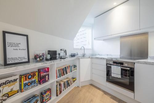 Cambridge City Centre Apartment | Beautiful Central Apt - With Parking