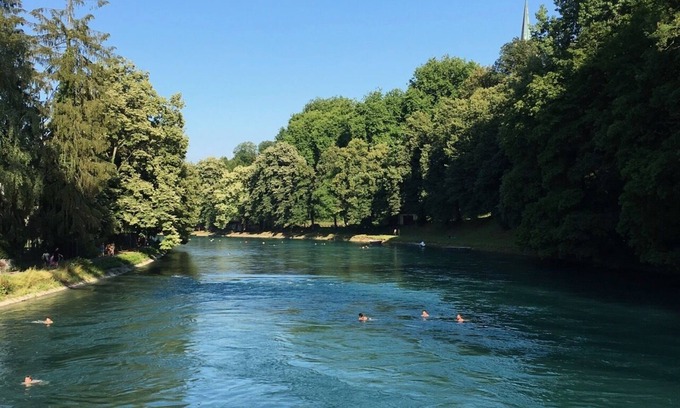 Breitenrain-Lorraine Apartment | Beautiful central, riverside apartment