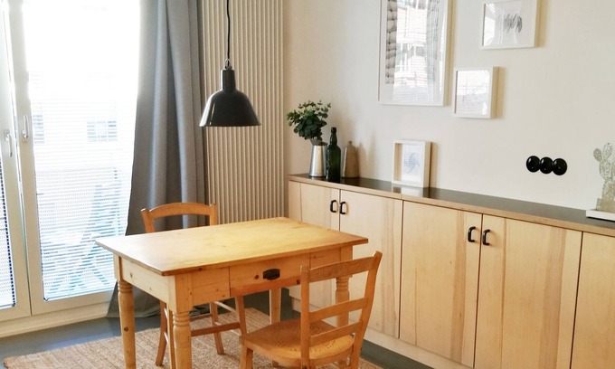 Pempelfort Apartment | BEAUTIFUL CENTRAL STUDIO IN DÜSSELDORF