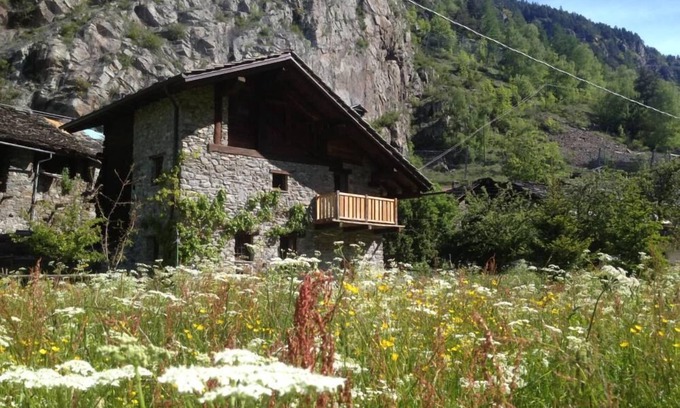 Valpelline Ski Chalet | Beautiful Chalet on the Italian Alps near Aosta