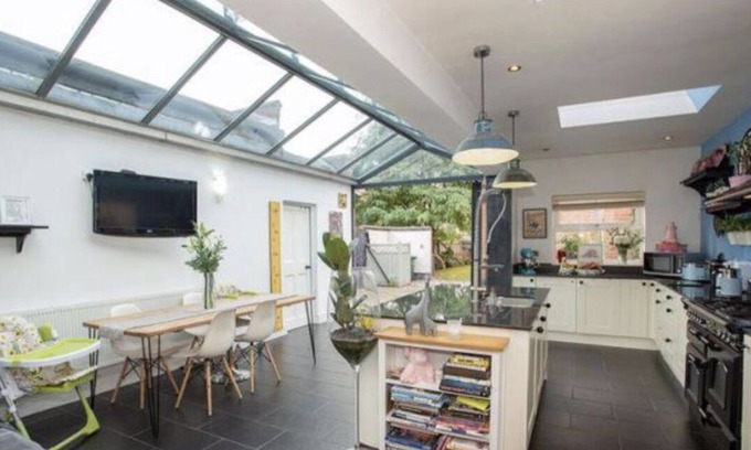 Coventry House | Beautiful, Character property in a fantastic central location