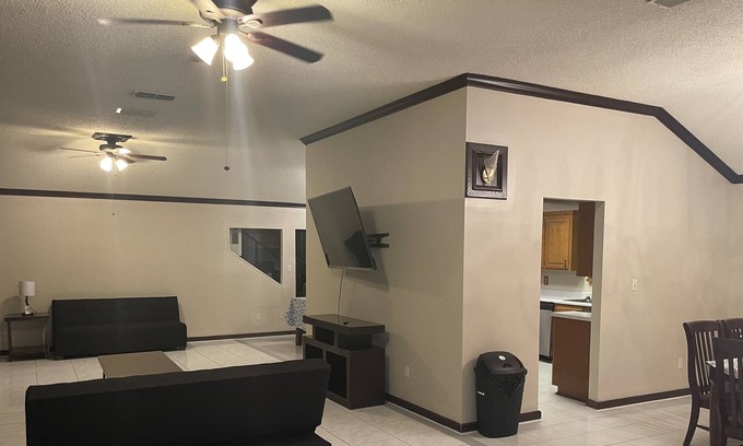 Mission House | Beautiful Cimarron house