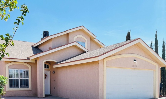 Biggs Field House | Beautiful, clutter free with lots of space. Great location!
