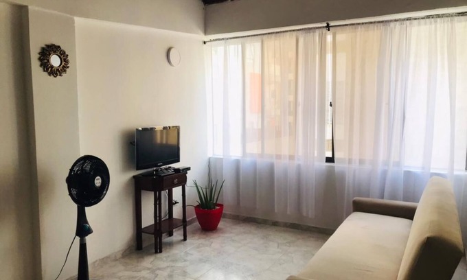 Marbella Apartment | Beautiful apartment near the sea