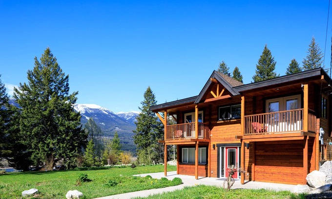 Parson House | Beautiful ColumbiaWetlands Outpost Lodge