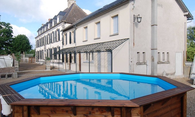 Saint-Priest-des-Champs Villa | Beautiful, completely renovated (group) accommodation INCL NEW (FEEST) HALL