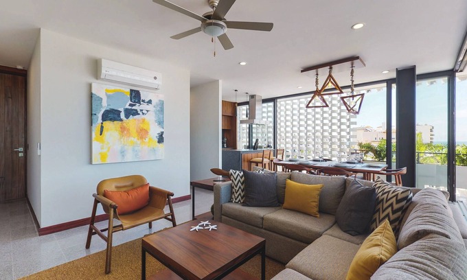 Emiliano Zapata Condo | Beautiful Condo in the heart of Zona Romantica! 2BD Condo for rent in Old Town,