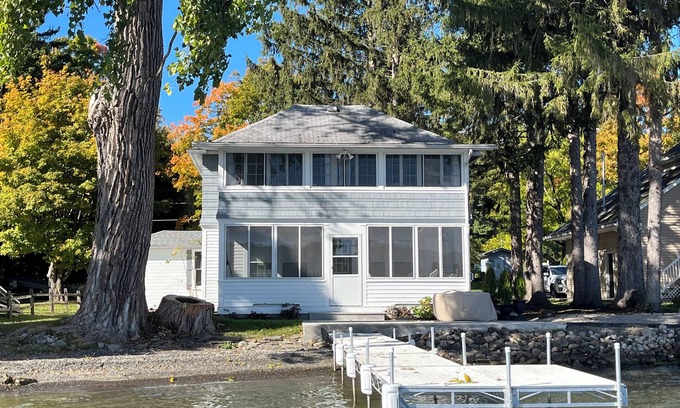 Conesus House | Beautiful Conesus Cottage