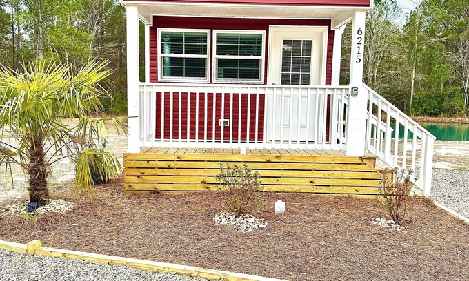 Ocean Isle Beach House | Beautiful cottage for relaxing with family and nature