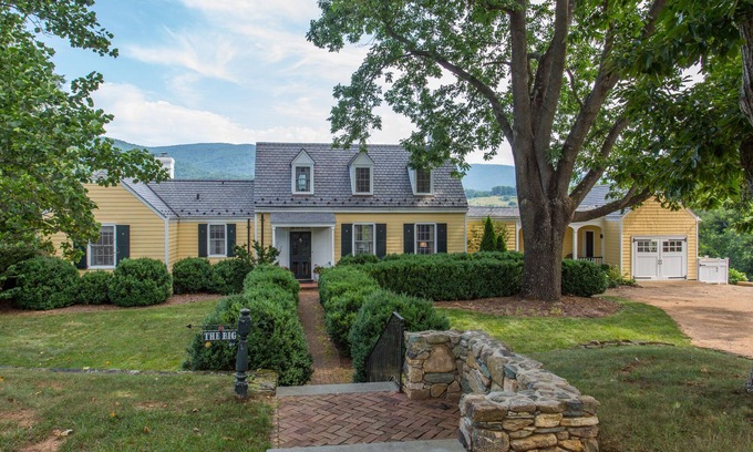 Greenwood Cottage | Beautiful Cottage at Historic Ramsay Estate with "WOW" Blue Ridge views