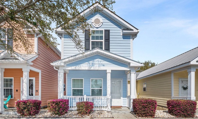 Myrtle Beach House | Beautiful Cottage w/Pool, Steps to Beach, Free WiFi and parking