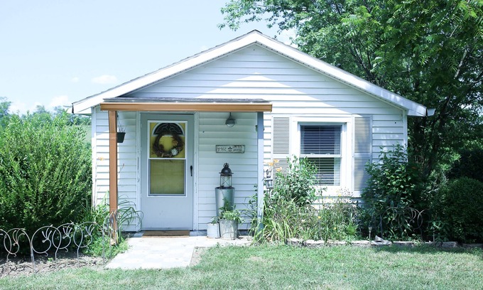 Port Royal Cottage | Beautiful Cottage Farm Stay