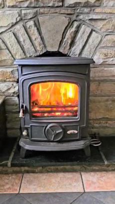 Ardara House | Beautiful Cottage with Mountain View at Beagh