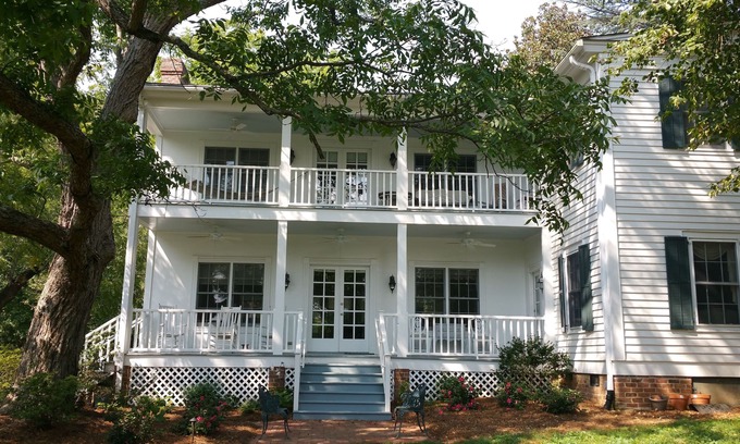 Salisbury House | Beautiful Country Estate