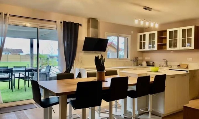 Montoldre House | Beautiful country house with 2 bedrooms