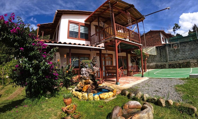 Guarne Cottage | Beautiful country house near La Brizuela waterfall.