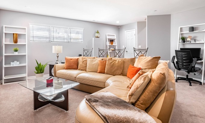 River Grove Apartment | Beautiful & Cozy 1bd/1b Near O’Hare & Metra (MD-W)
